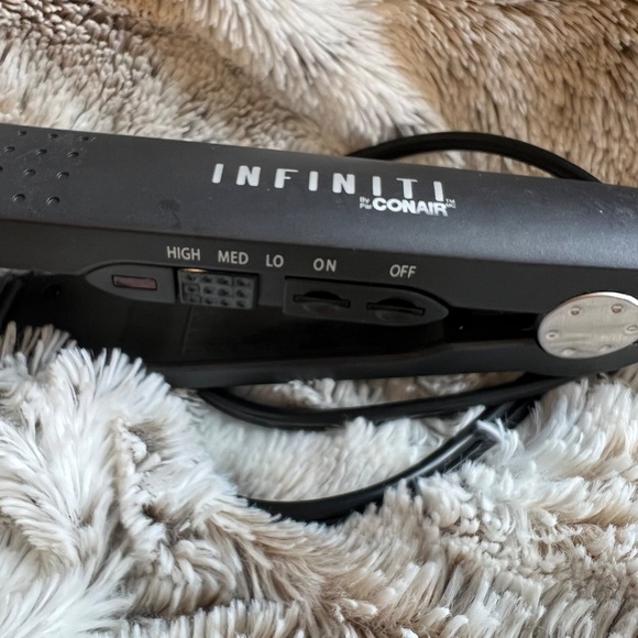 Infiniti by Conair Flat Iron - Bundle and Save - Picture 4 of 4